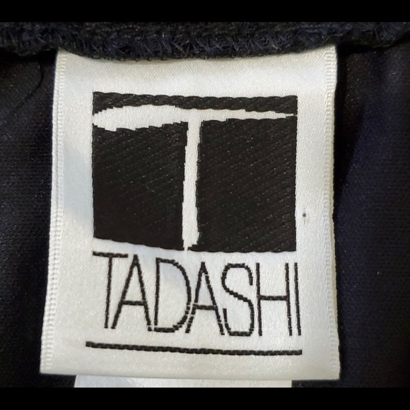 <<Vintage Tadashi Shoji>> - Picture 5 of 6